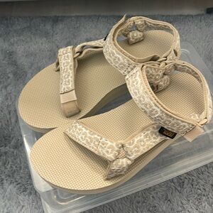 Teva ; WOMENS MIDFORM UNIVERSAL PLATFORM OUTDOOR SANDAL